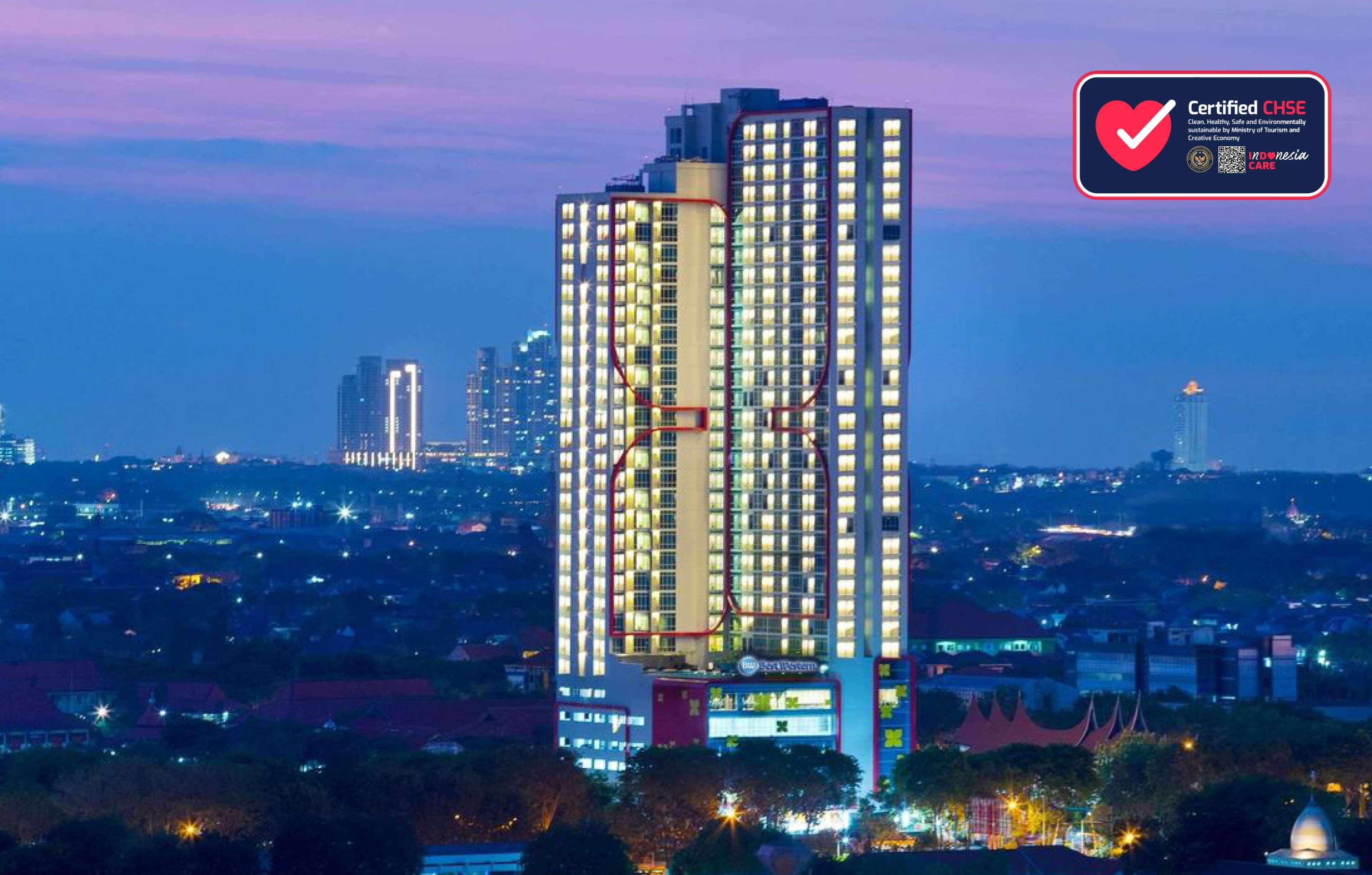 Best Western Papilio Hotel Surabaya Exterior photo